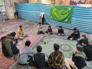 نشست بصیرتی و حلقه صالحین در مسجد صاحب الزمان(عج) شهرک طاق سپهر پیشوا