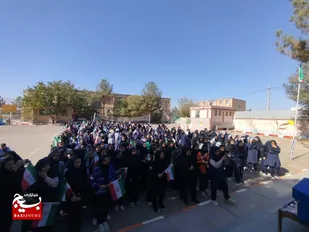 برگزاری جشن عاطفه&zwnj;ها در دبیرستان آیت الله خامنه&zwnj;ای شهر نصرآباد