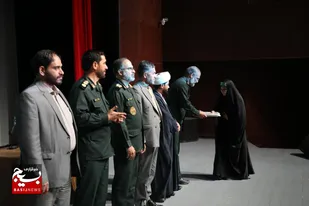 قدردانی از ۱۲ دانش آموز و فرمانده طرح شهید عجمیان در قم+تصاویر