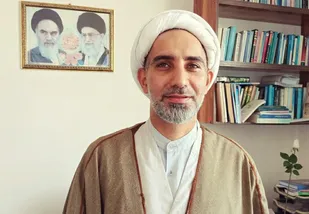 روز قدس روزی که اصل و ریشه اش عرشی و  قدسی است و از ايام الله است