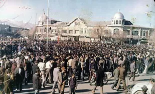 از جرقه تا انفجار نور