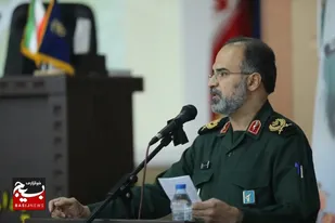 نگاهمان به اشاره انگشت رهبری است