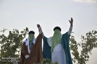 بازسازی واقعه غدیر در باغ موزه دفاع مقدس همدان
