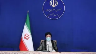 همه مردم دُز سوم واکسن را بزنند