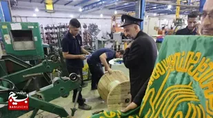 بازدید خادمان امام رضا (ع) از دو واحد تولیدی در شهرک صنعتی برازجان