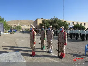 صبحگاه مشترک با حضور نیروهای نظامی بمناسبت هفته دفاع مقدس در ناحیه مقاومت بسیج فریدن برگزار گردید