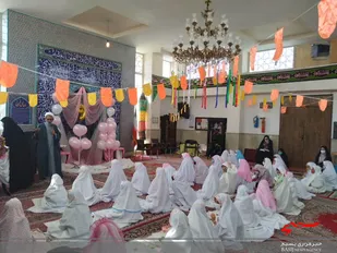 برگزاری جشن تکلیف دختران در مسکن مهر نظرآباد+تصاویر