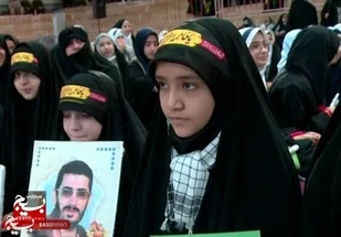 ادای احترام &laquo;دختران حاج قاسم&raquo; به ۲۳ شهید دانش آموز حادثه تروریستی کرمان در قم