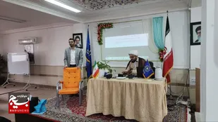 اولین دوره تربیت مربی تدبر در قرآن کریم در ساری