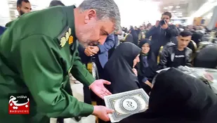 از مقام شامخ خانواده&zwnj;های معظم شهدا در شهرستان تاکستان تجلیل شد