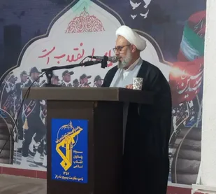 اخلاص ملاک و معیار عبادت می&zwnj;باشد/ عمل صالح موجب تعالی انسان می شود