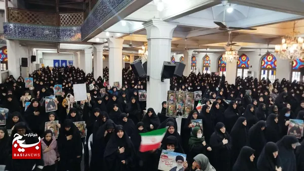 مراسم سوم شهدای وطن در رشت