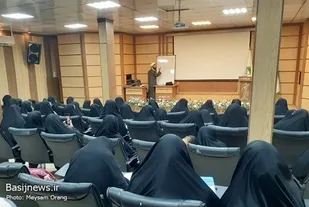 نشست تبیینی و بصیرتی با موضوع انقلاب اسلامی و اغتشاشات در جامعه برگزار شد