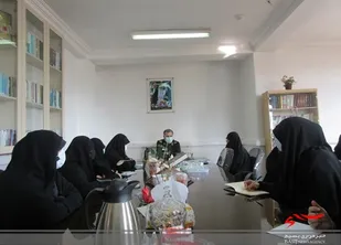 نشست سردار مسلمی با خواهران شاغل ستاد سپاه کربلا برگزار شد
