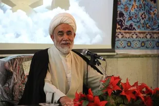 انقلاب اسلامی ایران مقدمه ای برای انقلاب جهانی حضرت مهدی است