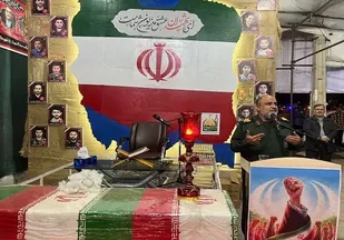 مصاف با استکبار تا محو جبهه ظلم جریان دارد / حضور حماسی ملت، مشت پولادین نظام در دهان یاوه&zwnj;گویان
