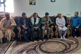 دیدار با خانواده جانباز  مستضعفین در زهک