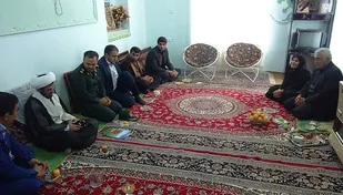 دیدار با خانواده شهداء دانش آموز در چلگرد