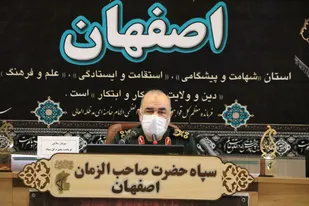 سلامت مردم را به دست دشمنانی نمی سپاریم که سلاح بیولوژیک جزئی از استراتژی آن هاست