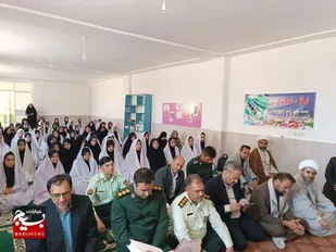 نواخته شدن زنگ نماز در مدرسه فهیمه جوین +تصاویر