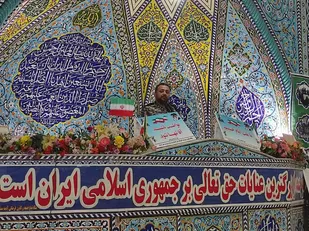 بسیج مملو از انسانهای مومن و متعهد است/تفکر بسیجی راهکاری اثر بخش برای خنثی سازی توطئه هاست