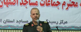 دشمن با تبلیغات رسانه ای، می خواهد سلطه خود را بر کشور تحمیل کند