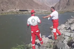 پیکر یک تن از مفقودین سانحه ارس پیدا شد/ امدادگران هلال احمر تا آخرین نفس پای کار مردم ایستاده اند
