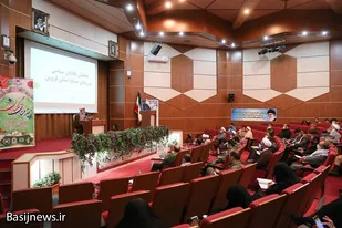 محور راهبردهای رهبر انقلاب، حمایت از مستضعفان عالم است