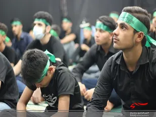 برگزاری مراسم عزاداری امام حسین (ع) درتنگستان با حضور پرشور جوانان