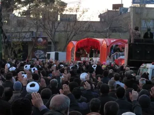 مراسم تشییع شهدای بی نشان در شاهد نمونه کشور درچه