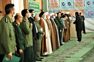نماز سرمایه ای برای آسیب زدایی و ظلمت زدایی در جامعه است