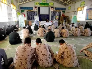 سومین محفل نوراني انس با قرآن كريم  و مسابقه کتابخوانی در سپاه فریمان برگزارشد