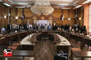 نشست هم&zwnj;اندیشی و آئین تجلیل از عوامل اجرایی جشنواره بزرگ قرآنی بهترین پناه برگزار شد