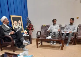 زمینه و بستر فعالیت هر چه بیشتر مداحان و هیئات در جامعه فراهم شود