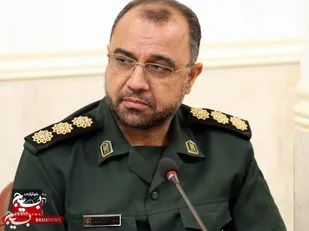 بسیجیان فاتحین در خط مقدم مقابله با دشمنان هستند