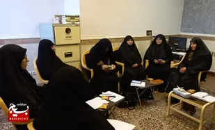 مهم&zwnj;ترین وظیفه بسیج خدمت به مردم است