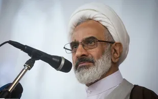 عذرخواهی فرماندهان افتخار است/هشدار به توهین کنندگان به  تصاویر شهدا و مقدسات