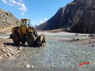 عملیات بازگشایی مسیر ۱۰ روستای اندیکا آغاز شد