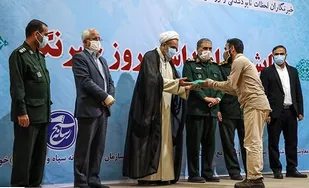 استراتژی و راهبرد رهبر انقلاب، امیدواری جامعه است