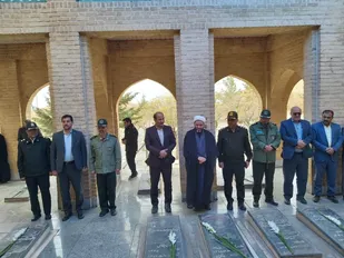 هزینه سازش در برابر دشمن، به مراتب بیشتر از هزینه مقاومت است