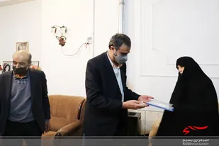 دیدار استاندار با خانواده معظم شهیدان اسکندری