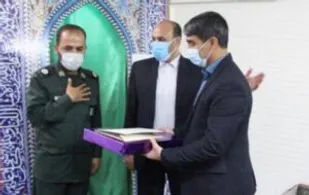 تجلیل از خانواده های شهدا و رزمندگان شاغل در فرمانداری پیشوا