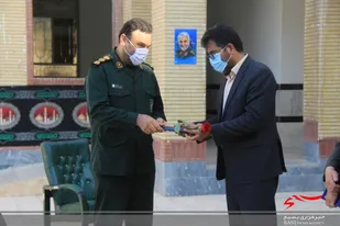 تجلیل از فرهنگیان ایثارگر شهرستان بوشهر در ۴۰ سالگی دفاع مقدس