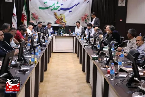 بمناسبت هفته دفاع مقدس برگزاری قرارگاه صنعتی سپاه فجر در شهرک صنعتی شیراز