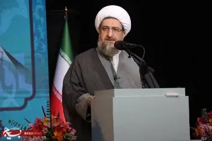 تجلیل از مفاخر کاری ارزشمند و ضروری است