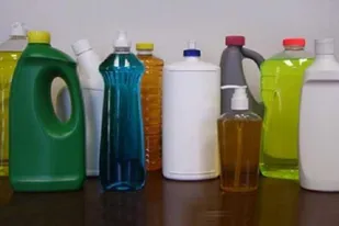تأثیر مخرب ترکیب مواد شوینده در حین خانه&zwnj;تکانی برای سلامت بدن