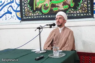 دفاع مقدس تجلی و ادامه راه و مکتب عاشوراست