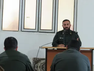 نشست هماهنگی مراسم ارتحال امام خمینی(ره) و قیام ۱۵ خرداد، در سپاه ناحیه پیشوا
