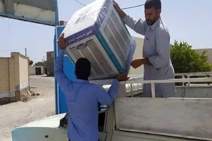 اهدای ۲٠ دستگاه کولر آبی به بیماران صعب العلاج داراب