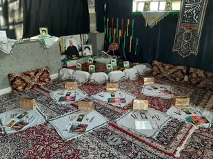 توزیع ۷ بسته لوازم التحریر به یاد شهید حاج قاسم سلیمانی و شش شهید روستای سید آباد